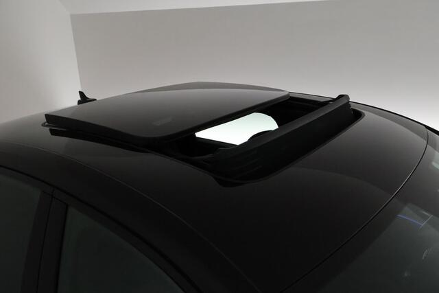 Audi e-tron Sportback 55 quattro S edition 95 kWh SOH 94% Leder Memory ACC Stoelverwarming Camera Navigatie Panoramadak S-Line