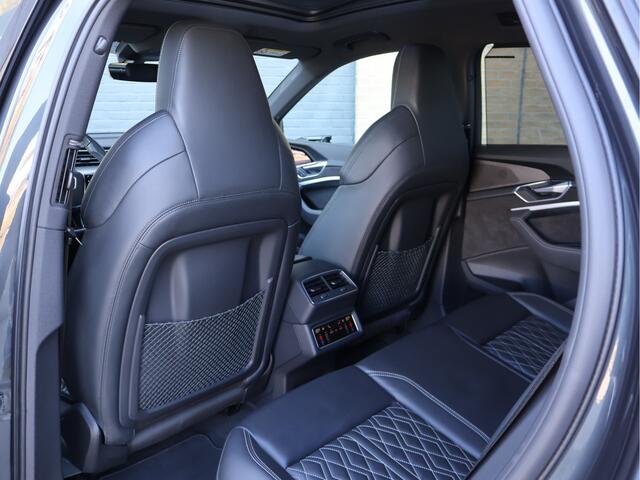Audi e-tron e-tron 55 95 kWh 408PK quattro S-line Virtual Mirrors | Nightvision | 22" | Matrix | B&O | Pano | Lucht