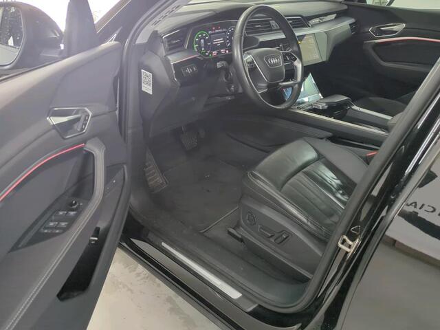 Audi e-tron 50 Quattro Business edition Plus 71 kWh Black Edition Pano Leer