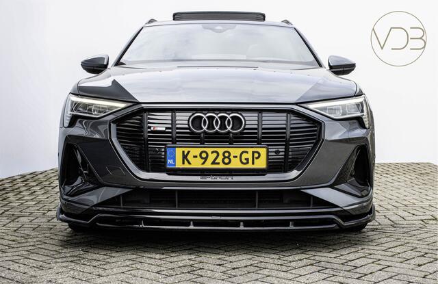 Audi e-tron 55 SOH 90,5% S-Line Trekhaak Camera Pano 95 kWh