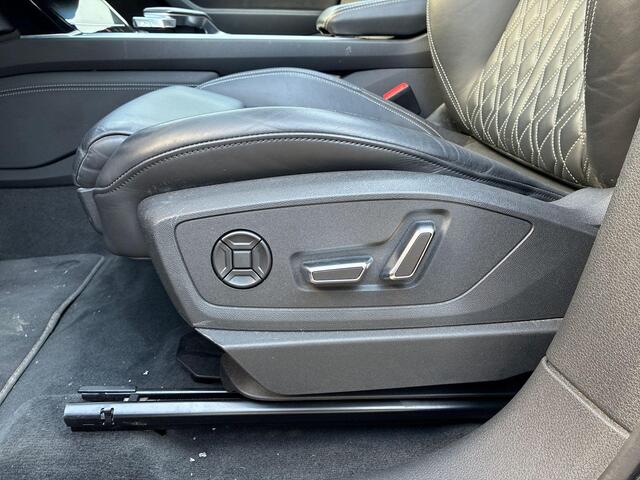Audi e-tron Sportback S 503pk Quattro 95 kWh · SOH 96,2% · Panoramadak · 360 Camera · Luchtvering · Valcona Leder · B&O Audio · Elek. Voorstoelen · 21'' Inch ·