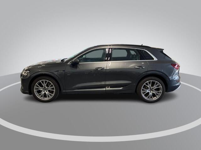 Audi e-tron 55 408pk Quattro S edition 95 kWh · SOH · 360 Camera · Apple/Android Car Play · Luchtvering · P-Sensoren · 21'' Inch ·