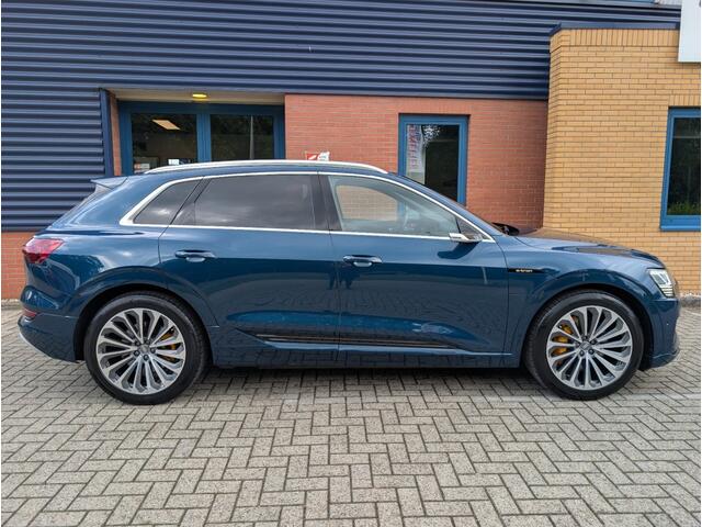 Audi e-tron E-TRON 55 Q ADV PL +,95KW,BTWauto,Bomvol,Massagestoel,Nightvision