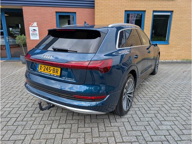 Audi e-tron E-TRON 55 Q ADV PL +,95KW,BTWauto,Bomvol,Massagestoel,Nightvision