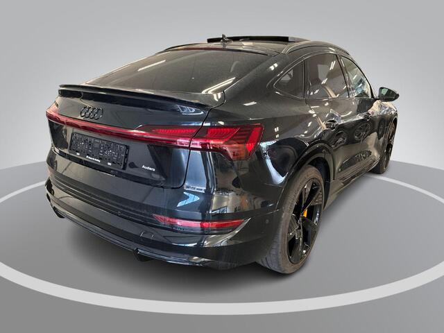 Audi e-tron Sportback 55 quattro 408pk S Edition 95 kWh · SOH 95,5% · Panoramadak · Luchtvering · 360 Camera · Leder Valcona · Head-Up Display · Elek. Stoelen + Geheugen Bestuurder ·