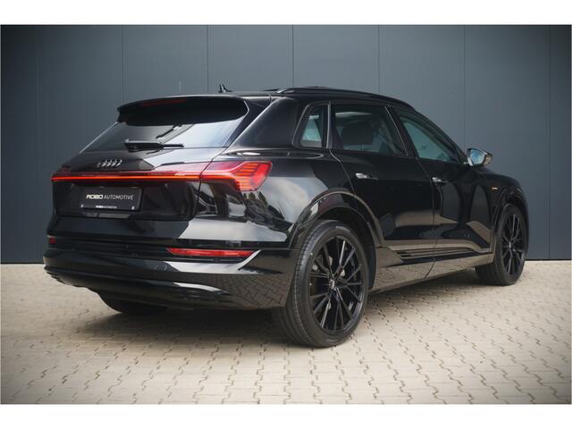 Audi e-tron e-tron 50 quattro Launch edition plus 71 kWh | Panoramadak | Stoelverwarming | Memory Seat | Adaptive Cruise Control | Luchtvering | Parkeersensoren | Apple Carplay | Keyless
