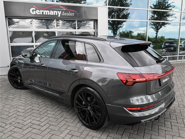 Audi e-tron 55 Quattro S edition 408pk 95 kWh RS-Zetels Pano 22-Inch B&O Lucht M-Led Keyless Tr.Haak VOL!