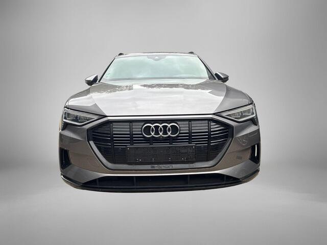 Audi e-tron 55 Quattro Advanced Edition Plus 95 kWh 408pk · 94,3% · S-line Interieur · 360 Camera · Luchtvering · Head-Up Display · Bang & Olufsen Sound · Afneembare Trekhaak · Adaptive Cruise Control ·