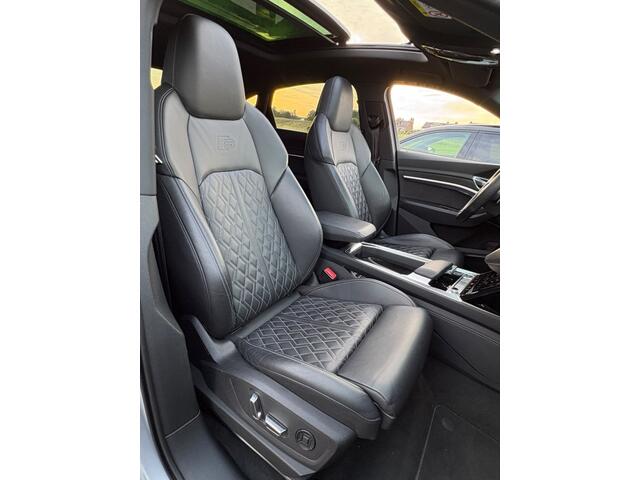 Audi e-tron Sportback 55 quattro Business Plus edit.95 RS interieur B&O Head-Up