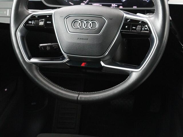 Audi e-tron Sportback 50 quattro S edition 71 kWh | SOH 90.4 | Panoramadak | Adaptive cruise | Matrix LED | Elek. Stoelen | Memory | Stoelverwarming | Camera | DAB |