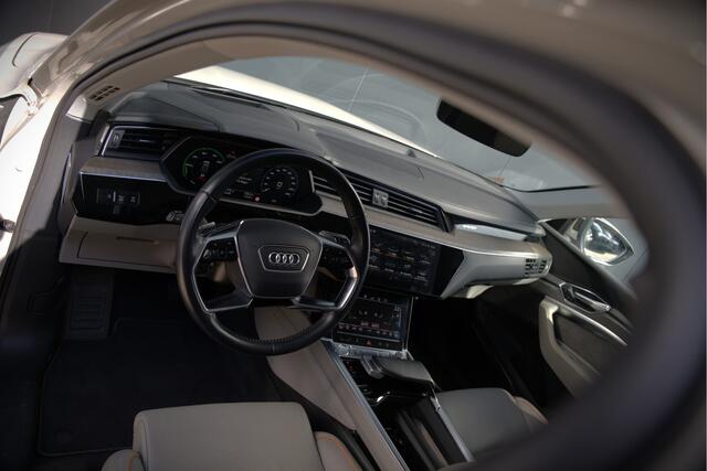 Audi e-tron e-tron 55 quattro advanced Pro Line Plus 95 kWh | Panoramadak | Bang & Olufsen | Stoelkoeling | Stoelverwarming | Massage | Head-Up Display | 360 Camera | Matrix LED | Luchtvering | Memory Seats | Elektrisch Verstelbare Stoelen |