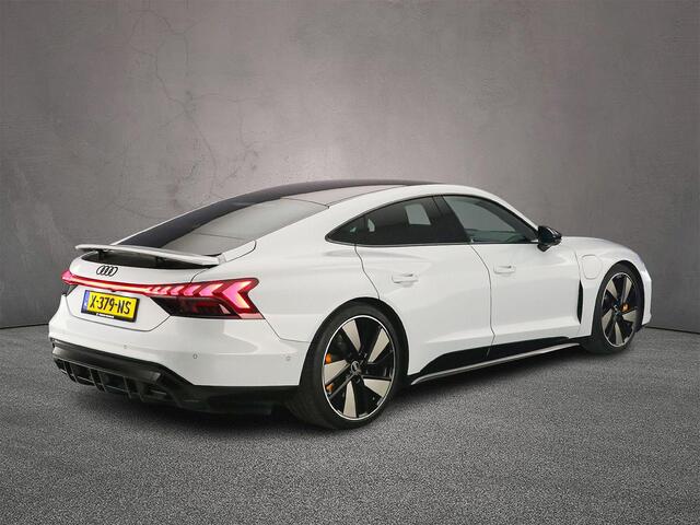 Audi e-tron GT 93 kWh | Adaptieve Luchtvering | Adaptieve Cruise | Camera | Panorama Dak | Achterasbesturing | Stoelen-pakket | Dynamic Plus Pack | Assistentie Pakket Plus |