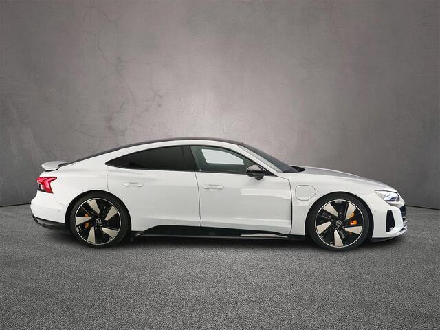 Audi e-tron GT 93 kWh | Adaptieve Luchtvering | Adaptieve Cruise | Camera | Panorama Dak | Achterasbesturing | Stoelen-pakket | Dynamic Plus Pack | Assistentie Pakket Plus |