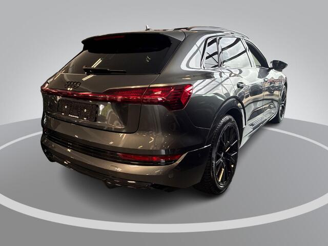 Audi e-tron 55 Quattro S edition 95 kWh 408pk · SOH 96,8% · Panoramadak · 360 Camera · Luchtvering · Head-Up Display · B&O Sound · Matrix LED ·