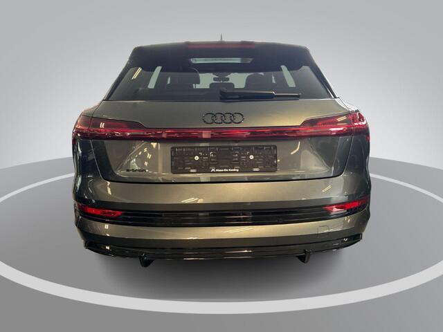 Audi e-tron 55 Quattro S edition 95 kWh 408pk · SOH 96,8% · Panoramadak · 360 Camera · Luchtvering · Head-Up Display · B&O Sound · Matrix LED ·
