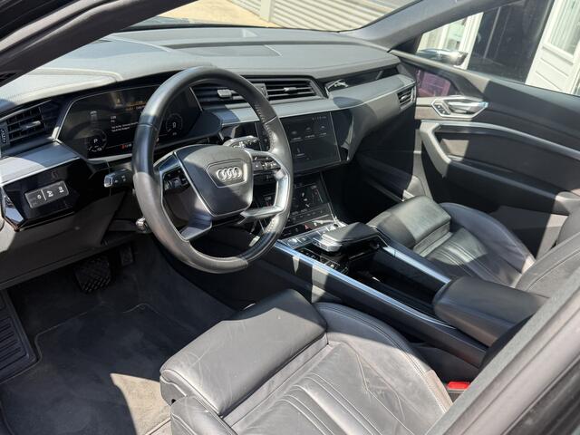 Audi e-tron e-tron 55 quattro advanced 95 kWh Panodak,Trekhaak,Navi,Clima 408pk Dealer onderhouden