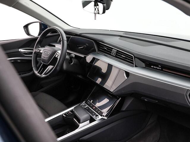 Audi e-tron 55 quattro Advanced edition 95 kWh 408pk · SOH 95,3% · Panoramadak · 360 Camera · 21"Velgen · Elek. Achterklep · Stoelverwarming · Cruise Control ·