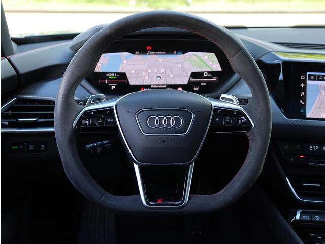 Audi e-tron GT RS 93 kWh 600PK | Panodak | Leer | B&O | Laser LED | 4Wielsturing | HuD | 360° |