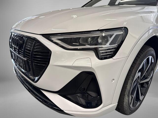 Audi e-tron Sportback 55 quattro S edition 95 kWh 408pk · SOH 99,2% · Panoramadak · 360 Camera · Bang & Olufsen Sound · Afneembare Trekhaak · Matrix LED · Apple/Android Car Play ·