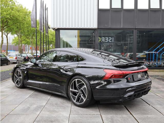 Audi e-tron GT RS 93 kWh 600PK | Full Options | Keramisch | Nightvision | 4-Wielsturing | Vol Leer | B&O | Warmtepomp | 360° | Laser LED | Head-up |