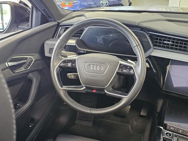Audi e-tron Sportback 55 quattro S Line | Trekhaak | Schuifdak | Luxe stoelen
