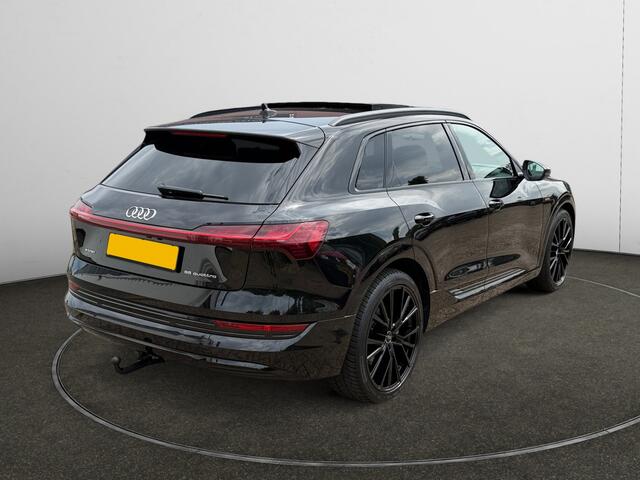 Audi e-tron 55 Quattro S Black optic Plus 95 kWh- Bang Olufsen, Memory, Panoramadak, Trekhaak, Luchtvering