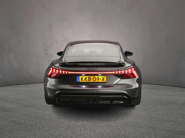 Audi e-tron GT e-tron GT | Assistentie pakket plus | Luchtvering | Matrix LED | Stoelventilatie | Adaptieve Cruise Control | Sportstoelen