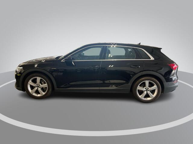Audi e-tron e-tron 50 Quattro 313pk Launch Edition 71 kWh · Camera · Luchtvering · Afneembare Trekhaak · Stoelverwarming · Elek. Achterklep ·