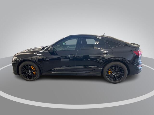 Audi e-tron Sportback 55 408pk Quattro S edition 95 kWh · SOH 95,2% · Luchtvering · 360 Camera · Panoramadak · Apple/Android Car Play · Stoelverwarming · Zwart Optiek Plus ·21'' Inch ·