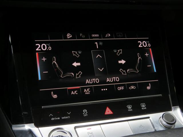 Audi e-tron 55 QUATTRO 95kWh Advanced / Trekhaak / 20 Inch / Camera / BOVAG garantie