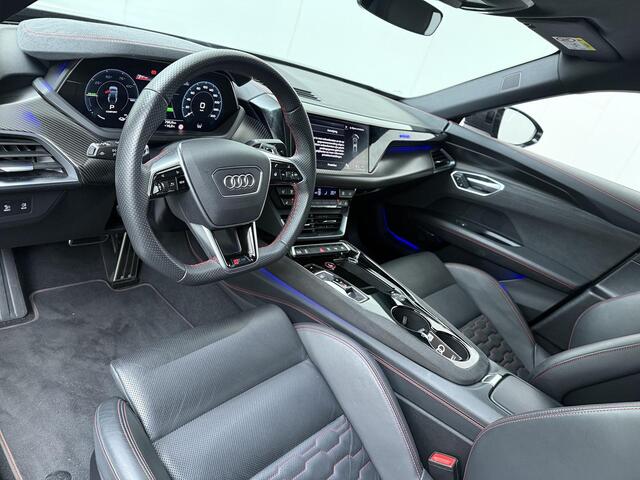 Audi e-tron RS GT 93 kWh | 598 PK | SoH 100% | Automaat | Adaptive Cruise Control | Keramische remschijven | Head-up Display | 360 graden camera | Stoelverwarming + verkoeling + massage | Carbon delen exterieur + Interieur | S Line |