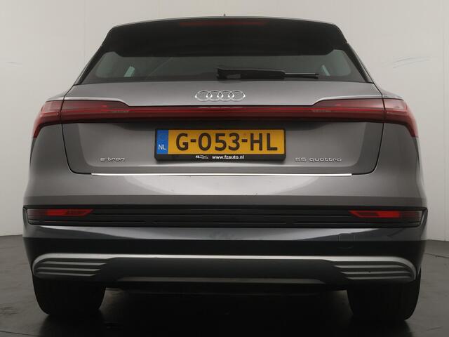Audi e-tron e-tron 55 quattro advanced 95 kWh - Schuifdak - Lederen bekleding - Stoelverwarming