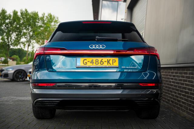Audi e-tron 55 Quattro 408 pk Advanced 95 kWh Audi-Design / NL-Auto/ Soft-Close/ Pano-Dak/ Matrix-Led/ Lucht-Vering/ 360-Camera/ Adap.Cruise/ B&O-Sound /Marge-Auto 21'' LMV