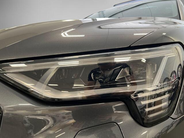 Audi e-tron Sportback 55 Quattro S edition 95 kWh 408pk · Panoramadak · Luchtvering · Virtual Mirror's · 360 Camera · Apple/Android Cra Play · Head-Up · 21'' Inch ·