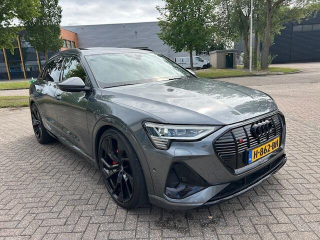 Audi e-tron e-tron 50 q L Ed Bl S-LINE PANO CARPLAY NAP!