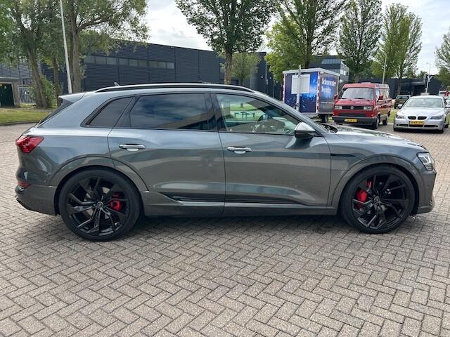 Audi e-tron e-tron 50 q L Ed Bl S-LINE PANO CARPLAY NAP!