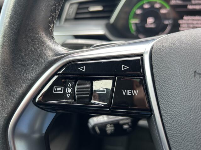 Audi e-tron 55 quattro Advanced edition Plus 95 kWh DEALER ONDERHOUDEN!! // PANO/SCHUIFKANTELDAK // FULL LED // NAVI + CARPLAY // MEMORY // CAMERA // PDC V+A // ADAPTIVE CRUISE