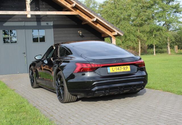 Audi e-tron NIEUWSTAAT STUNTPRIJS