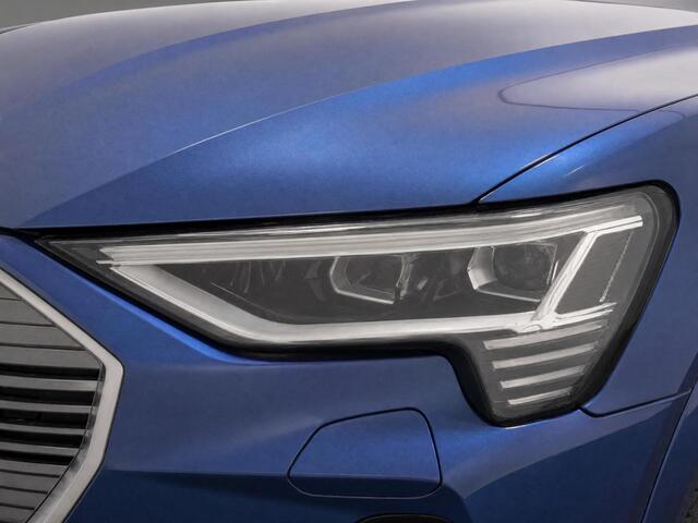 Audi e-tron 55 408pk Quattro S edition 95 kWh · SOH 93,8% · Panoramadak · 360 Camera · Elek. Bestuurdersstoel · Apple/Android Car Play · 22'' Inch ·