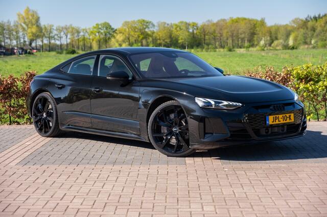 Audi e-tron GT RS 93 kWh 598pk | B&O Surround sound | Volleder Exclusive | 21"| Panodak | Stoelkoeling en Verw | Alcantara hemel | Etc..