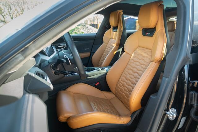 Audi e-tron GT RS 93 kWh 598pk | B&O Surround sound | Volleder Exclusive | 21"| Panodak | Stoelkoeling en Verw | Alcantara hemel | Etc..