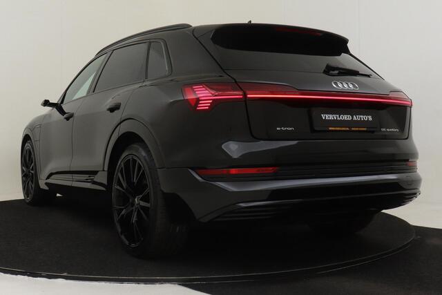 Audi e-tron E-TRON 55 QUATTRO ADVANCED 95 kWh *VOL!* -PANO.DAK|BANG&OLUFSEN|POWER-SEATS|NACHTZICHT|MATRIX-LED|BLIS|HEAD-UP DISP.|360°CAM|KEYLESS|PRIVACY.GLAS|21" *NW.PRIJS €124.492,-*
