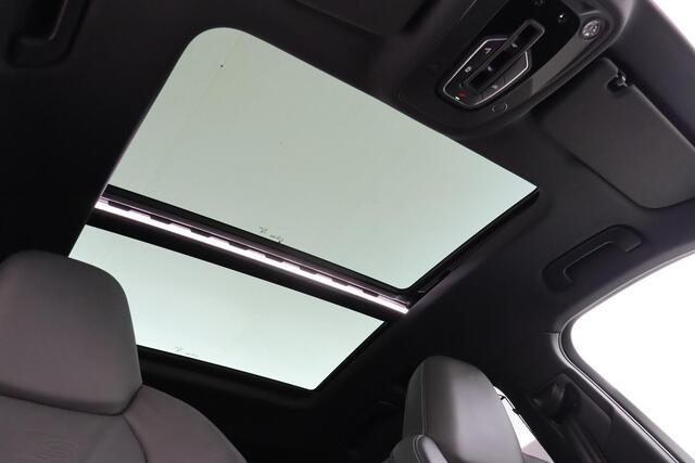 Audi e-tron E-TRON 55 QUATTRO ADVANCED 95 kWh *VOL!* -PANO.DAK|BANG&OLUFSEN|POWER-SEATS|NACHTZICHT|MATRIX-LED|BLIS|HEAD-UP DISP.|360°CAM|KEYLESS|PRIVACY.GLAS|21" *NW.PRIJS €124.492,-*