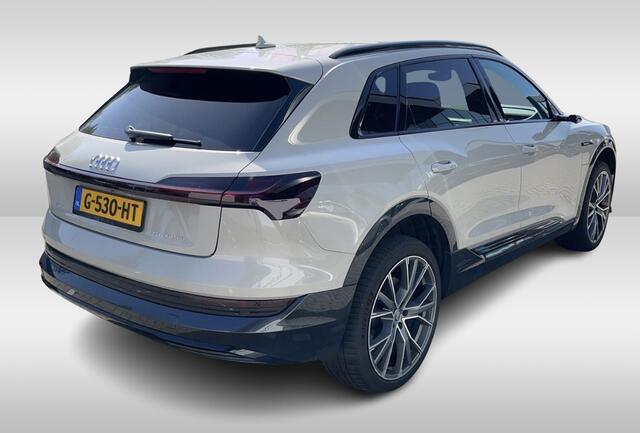 Audi e-tron e-tron 55 quattro advanced 95 kWh / SoH 91,3% / Trekhaak / Panoramadak / 360Camera / Keyless / 21'' / Matrix LED / B&O / CarPlay / Dodehoek / DAB / ACC