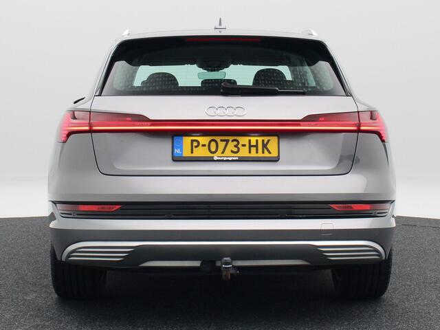 Audi e-tron 55 quattro Advanced edition Plus 95 kWh 405 Pk | Trekhaak | Carplay | Virtual Cockpit | Adaptive Cruise | Camera | Parkeersensoren | LED | 20 Inch