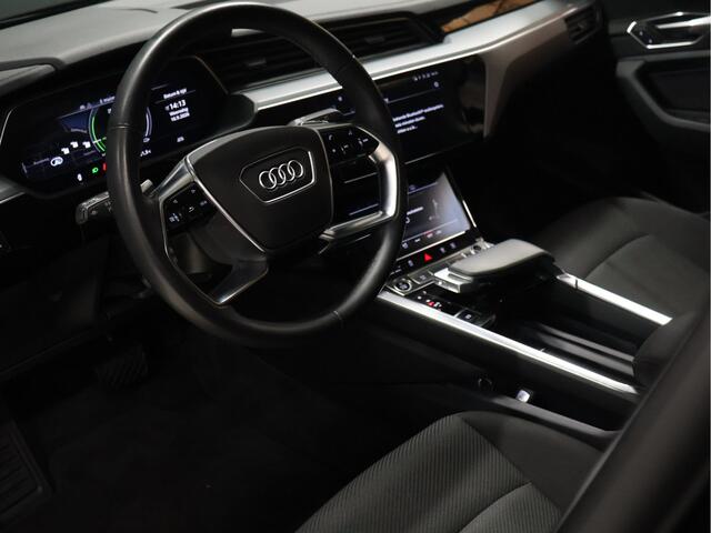Audi e-tron Sportback 55 quattro Sport 95 kWh 92,5%SOH [BANG & OLUFSEN PREMIUM SOUNDSYSTEM, CRUISE CONTROL, MEMORY SEATS, DIGITAL DASH, TOP VIEW 360 CAMERA, NAVIGATIE, BLUETOOTH, ELEKTRISCHE ACHTERKLEP, CLIMATE CONTROL, LED, NIEUWSTAAT]