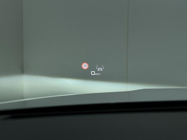 Audi e-tron Sportback S quattro 95 kWh | 503 PK | SoH 100% | Trekhaak | Panoramadak | Top View 360° | Head-up display | Luchtvering |