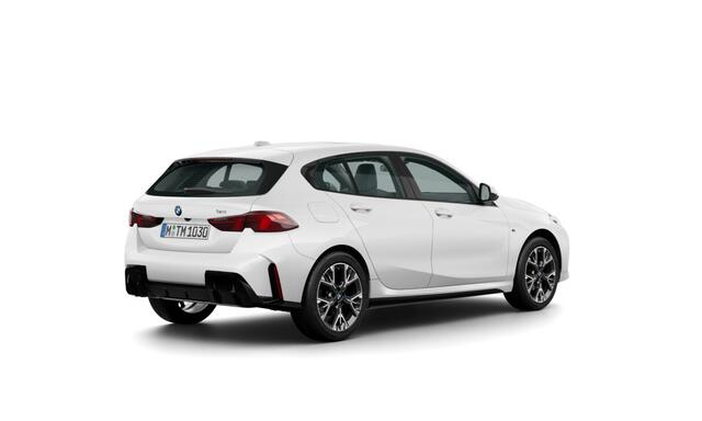BMW 1-SERIE 120 | M Sport Design | 18'' | Harman/Kardon | Camera | Stoelverw. | Driv. Ass. | Comf. Acc. | Adapt. LED | Sportstoel.