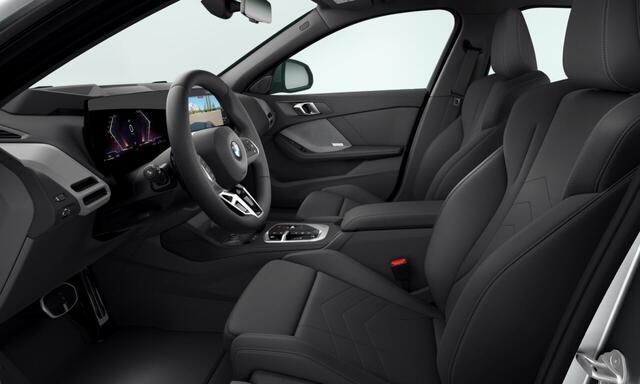 BMW 1-SERIE 120 | M Sport | 18'' | Harman/Kardon | Park. Plus | Head-Up | Driv. Ass. | Comf. Acc. | Adapt. LED | Sportstoel. | Stoelverw.