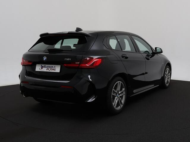 BMW 1-SERIE 118i 5-deurs 118i High Executive M Sport 2024 km 4400 NIEUW !!